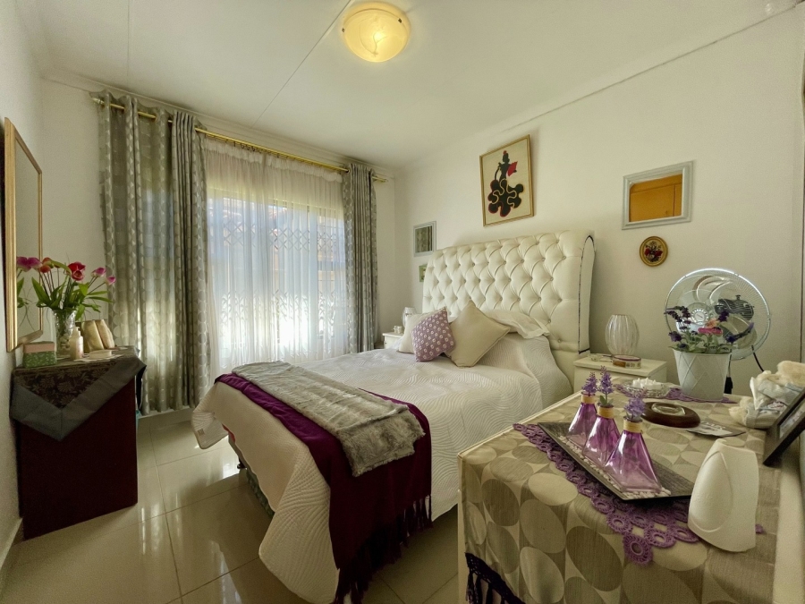 3 Bedroom Property for Sale in Wilkoppies North West